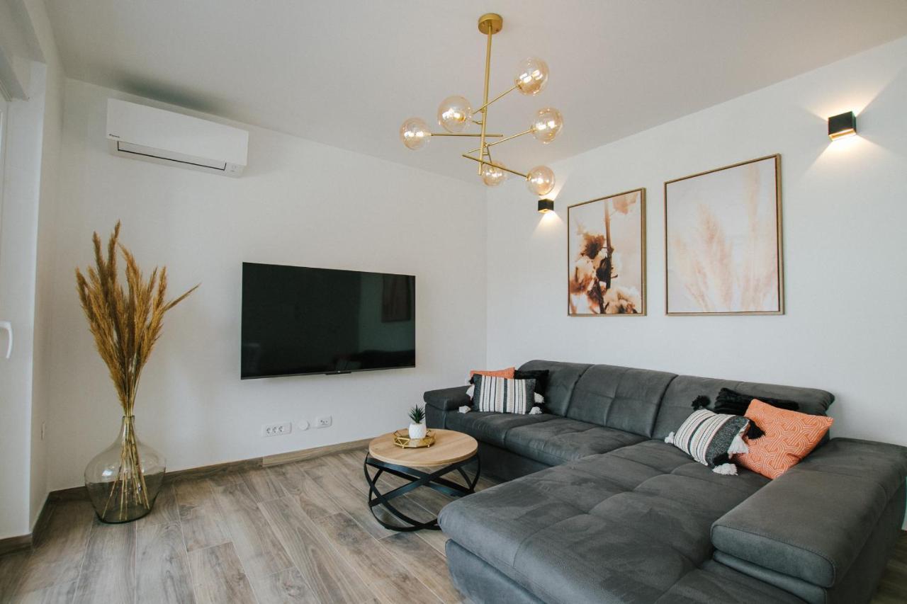 Luxury Apartments Marija Trogir Eksteriør billede